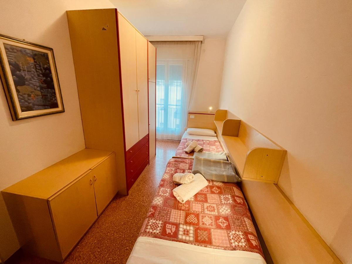 App4Rent Saturno 4 - Family Apartment, Wifi, Parking 리도 디 예솔로 외부 사진