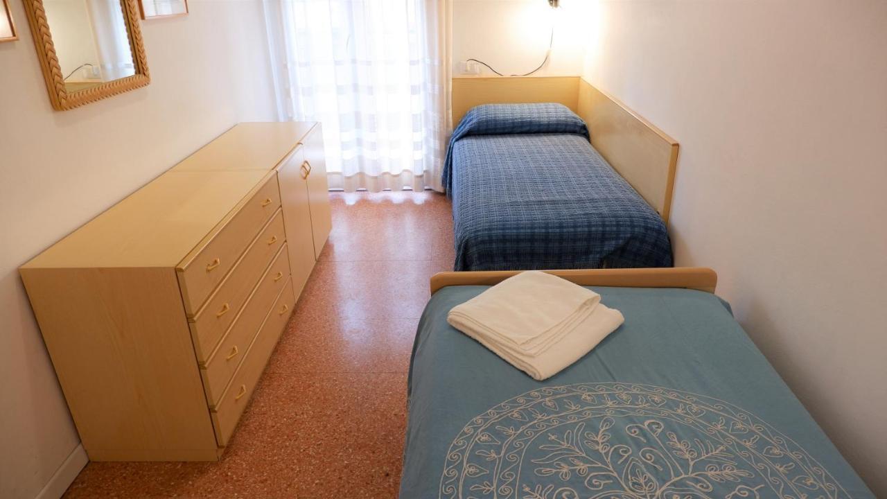 App4Rent Saturno 4 - Family Apartment, Wifi, Parking 리도 디 예솔로 외부 사진